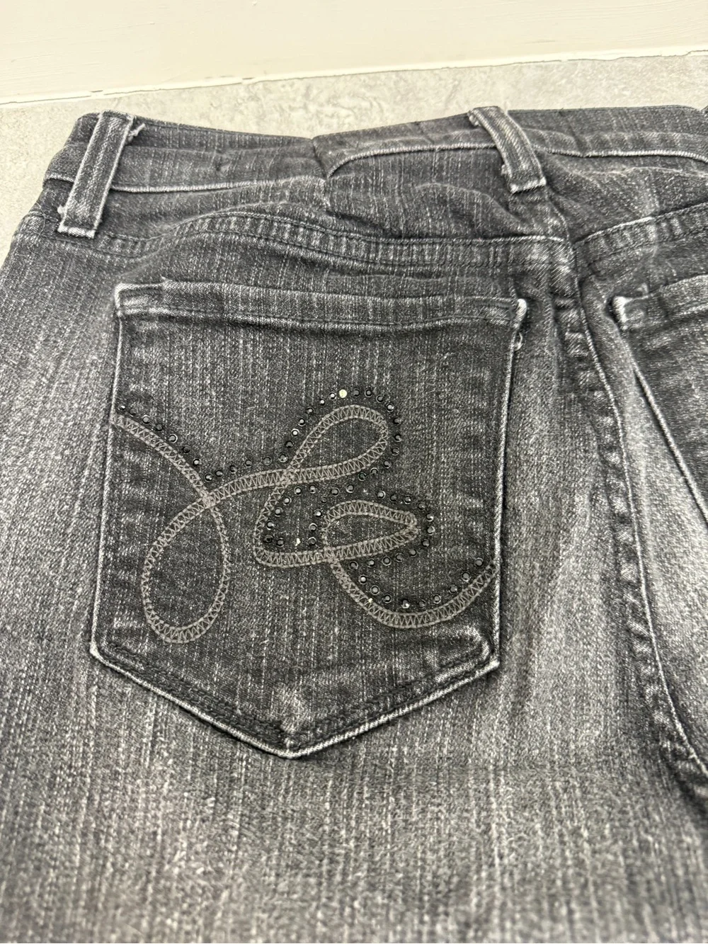 NYDJ Black Wash Straight Leg Jeans Size 10 Lift Tuck Technology USA